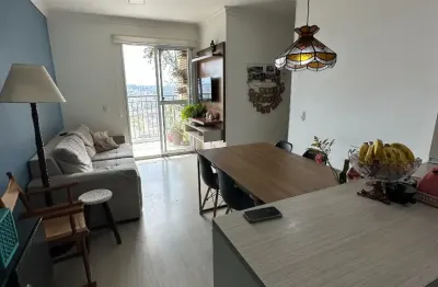 Apartamento com três dormitórios planejados sendo um suíte em andar alto e vista privativa