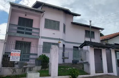 Casa com 6 quartos à venda na Ana Rech, Caxias do Sul 