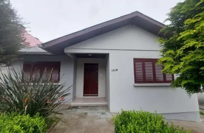 Casa à venda em caxias do sul, jardim eldorado - semi mobiliada, com churrasqueira e garagem