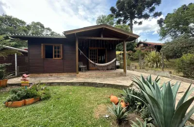Casa com 2 quartos à venda na Ana Rech, Caxias do Sul 