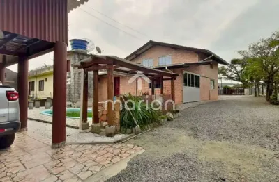 Casa com 4 quartos à venda no Centro, Penha 