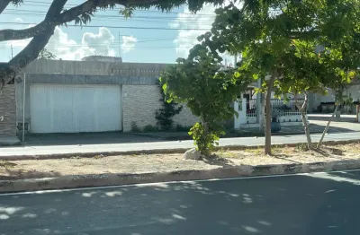 Vende-se terreno comercial | av. são josé – lagoa nova .  excelente oportunidade para investidores ou empreendedores!