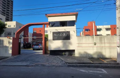 Aluga-se – capim macio | condomínio mar do sul i*   *perto do praia shopping e av. eng. roberto freire!*  apartamento térreo, recém-reformado, ideal para quem busca conforto, praticidade e ótima local