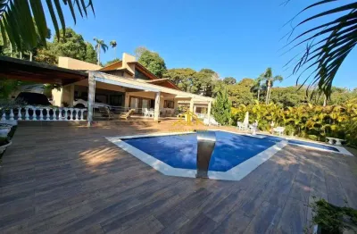 Casa com 4 quarto, sendo 2 suítes à venda, 527 m² por r$ 2.850.000 - bairro do carmo - ibiúna/sp