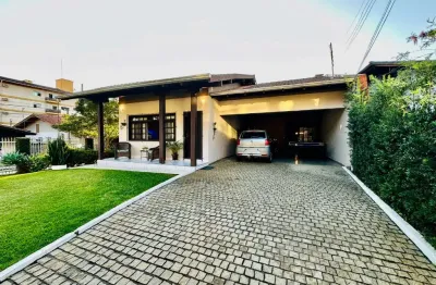 Casa com 4 quartos à venda no Velha Central, Blumenau 
