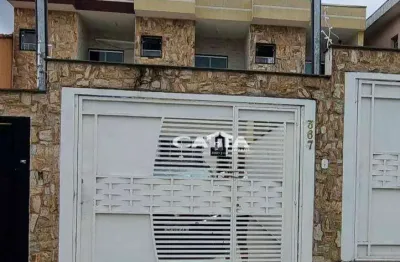 Sobrado 02 quartos e 02 vagas á venda na vila nhocuné