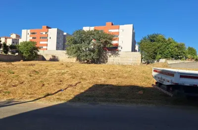 Terreno comercial à venda no pinheirinho, vinhedo  por r$ 4.255.000