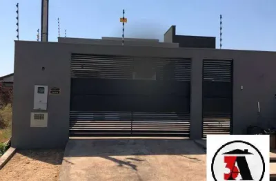 Casa com 3 quartos à venda na Rua Pioneiro Orico Fernandes, Vila Verde, Cacoal