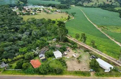 Chácara / sítio com 3 quartos à venda no Centro, Claraval 