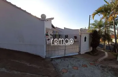 Casa com 3 quartos à venda no Jardim Panorama, Franca 