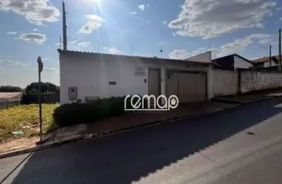 Casa à venda no santa cruz em patrocínio paulista/sp