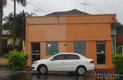 Casa comercial à venda no Primavera, Novo Hamburgo 