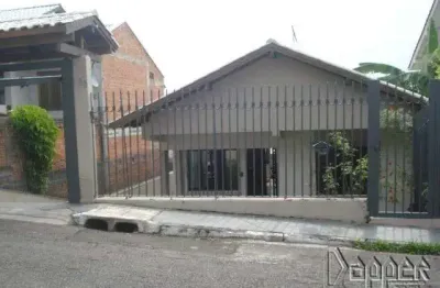Casa com 2 quartos à venda na Vila Nova, Novo Hamburgo 