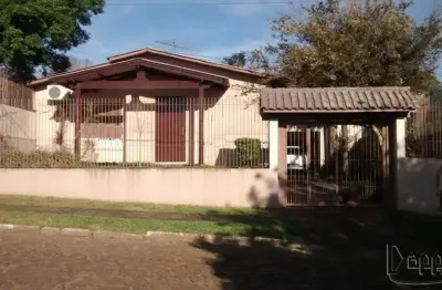 Casa com 4 quartos à venda no Petrópolis, Novo Hamburgo 