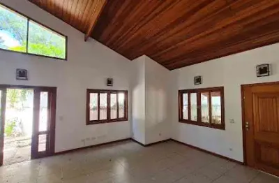 Casa com 3 dormitórios à venda, 370 m² por r$ 1.100.000,00 - parque da figueira - carapicuíba/sp