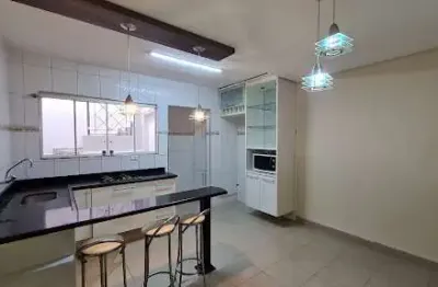 Casa com 2 dormitórios para alugar, 125 m² por r$ 3.228,00/mês - umuarama - osasco/sp
