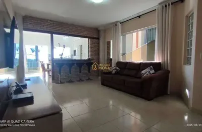 Casa em condomínio fechado com 3 quartos à venda na rua rua gagliari, 225, jardim caiapia, cotia, 200 m2 por r$ 600.000
