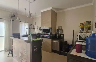 Casa com 3 quartos à venda no Centro, Mirassol 