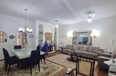 Casa com 4 quartos à venda no Centro, Mirassol 