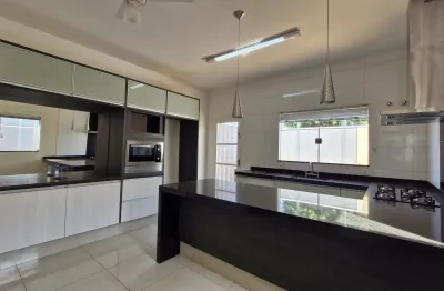 Linda casa com 3 quartos à venda no  bairro regissol , mirassol/sp!