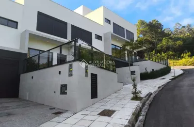 Casa com 3 quartos para alugar na rua comandante oscar amarante romaguera, 171, joão paulo, florianópolis, 200 m2 por r$ 11.000