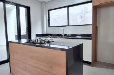 Casa com 3 quartos para alugar na Rua Comandante Oscar Amarante Romaguera, 171, João Paulo, Florianópolis, 200 m2 por R$ 9.500