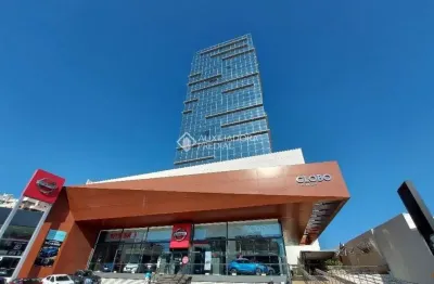 Sala comercial para alugar na rua general liberato bittencourt, 1475, canto, florianópolis, 50 m2 por r$ 4.200