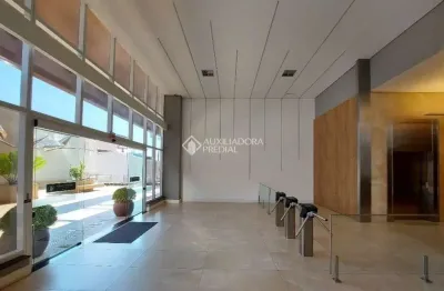 Sala comercial para alugar na rua general eurico gaspar dutra, 1475, estreito, florianópolis, 25 m2 por r$ 2.500