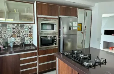 Casa em condomínio fechado com 3 quartos para alugar na rodovia aparício ramos cordeiro, 110, campeche, florianópolis, 210 m2 por r$ 13.490