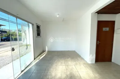 Ponto comercial para alugar na rua do gramal, 952, campeche, florianópolis, 29 m2 por r$ 2.450