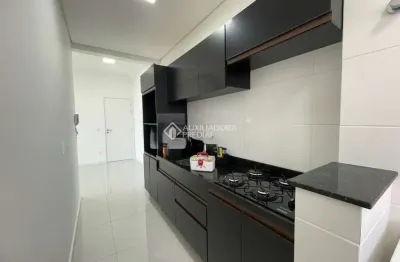 Apartamento com 3 quartos para alugar na rua poeta francisco machado de souza, 276, estreito, florianópolis, 86 m2 por r$ 5.500