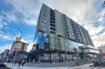 Apartamento com 1 quarto para alugar na rua professor simão josé hess, 137, trindade, florianópolis, 31 m2 por r$ 3.990