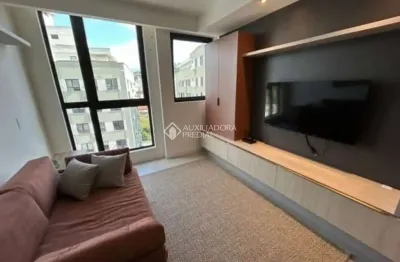 Apartamento com 1 quarto para alugar na rua professor simão josé hess, 137, trindade, florianópolis, 34 m2 por r$ 3.900