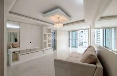 Apartamento com 3 quartos para alugar na praça olívio amorim, 112, centro, florianópolis, 112 m2 por r$ 6.000