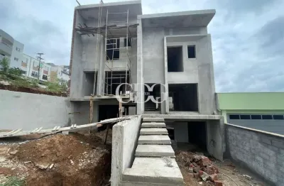 Sobrado novo à venda no bairro colina sorriso - rs.