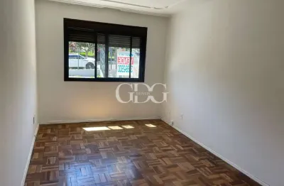 Apartamento semimobiliado à venda no bairro floresta, em caxias do sul - rs.