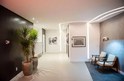 Apartamento semimobiliado à venda no centro de caxias do sul - rs.