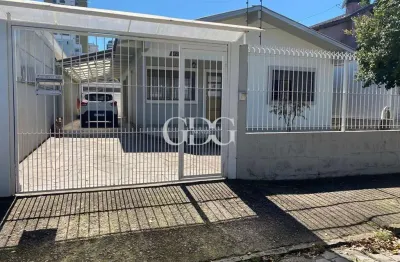 Casa à venda no bairro são leopoldo, em caxias do sul/rs.