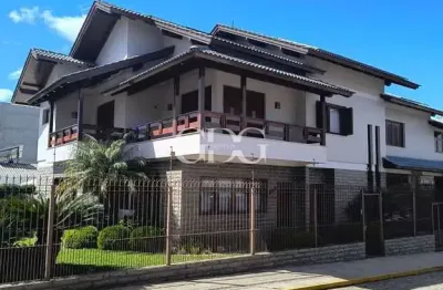 Casa com 3 quartos à venda na Bela Vista, Caxias do Sul 
