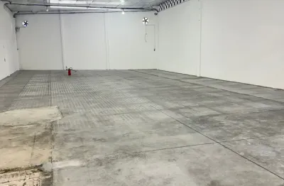 Aluguel galpão ótima localização balneário camboriú