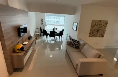 Locação anual apartamento 3 dormitórios sendo 1 suíte na praia brava itajai