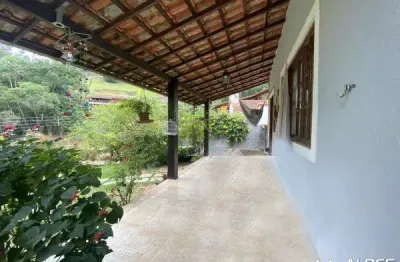 Casa em condomínio fechado com 3 quartos à venda no green valleiy, teresópolis , 210 m2 por r$ 1.000.000
