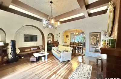 Casa com 8 quartos à venda no centro, teresópolis , 263 m2 por r$ 2.500.000