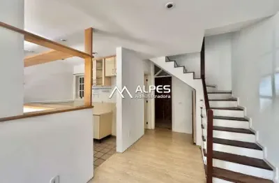 Casa em condomínio fechado com 2 quartos para alugar no bom retiro, teresópolis , 76 m2 por r$ 1.900