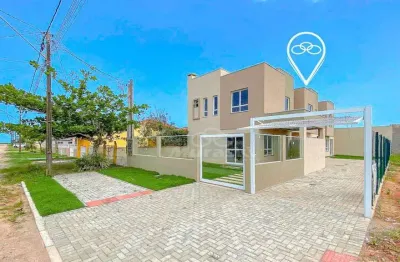 Sobrado com 2 dormitórios à venda, 84 m² por R$ 400.000,00 - Coroados - Guaratuba/PR
