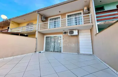 Sobrado com 3 dormitórios à venda, 75 m² por r$ 450.000,00 - centro - guaratuba/pr
