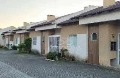 Casa com 2 dormitórios à venda, 49 m² por r$ 270.000,00 - piçarras - guaratuba/pr