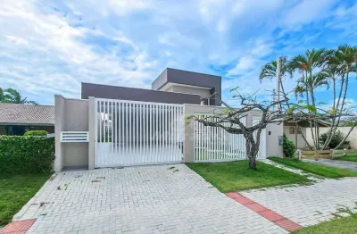 Casa com 3 dormitórios à venda, 176 m² por r$ 2.090.000,00 - brejatuba - guaratuba/pr