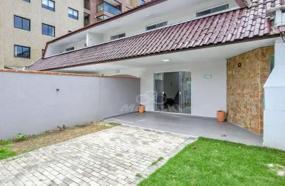 Sobrado com 3 dormitórios, 2 quadras do mar, por r$ 800/dia - brejatuba - guaratuba/pr