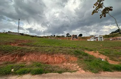 Terreno à veda no estrela alta: liberdade para construir com segurança, conforto e alto padrão!